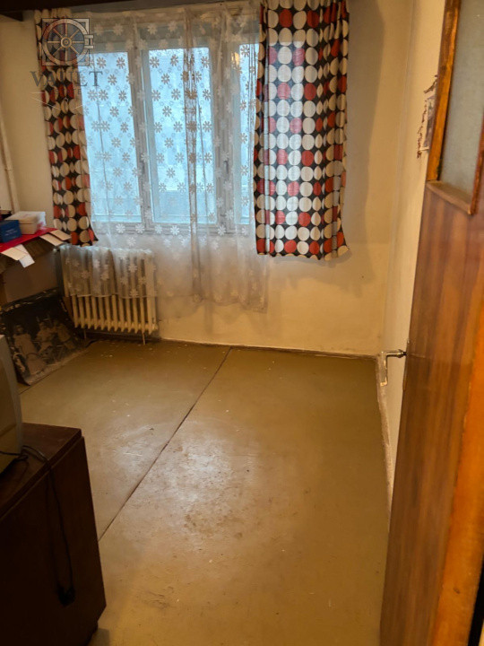 APARTAMENT 4 CAMERE-BULEVARDUL C-TIN BRANCOVEANU-ETAJ 1/4-2 BAI