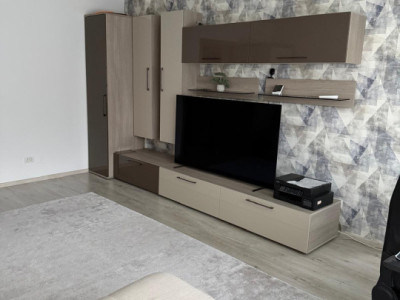 APARTAMENT 3 CAMERE-SEBASTIAN-PARC-AN 2001-MOBILAT-UTILAT-PARCARE