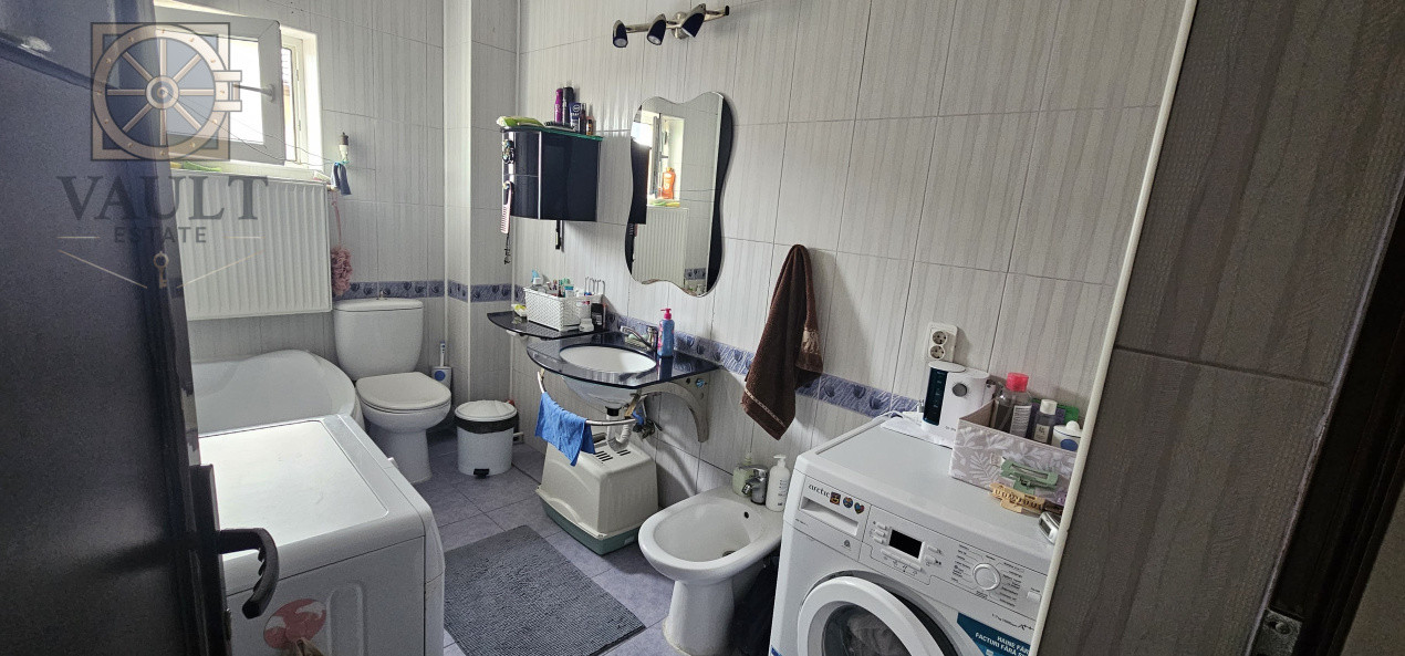 Apartament 3 camere - Dragomirești-Deal 