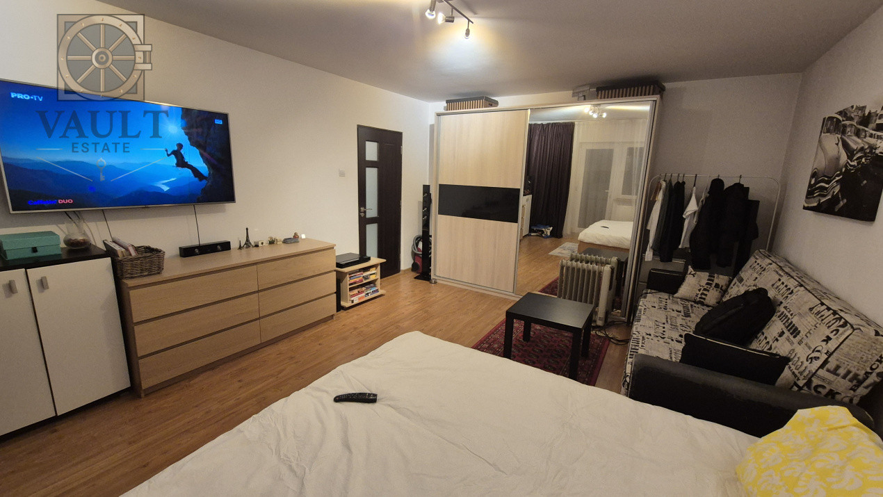 Garsoniera - Bloc Mixt - An 1987 - 5 minute Metrou BRANCOVEANU 