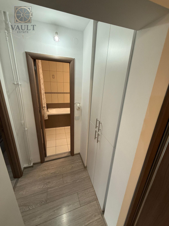 Apartament 3 camere - BLOC 1980 - zona TINERETULUI 