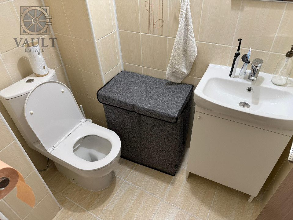 Apartament 3 camere - BLOC 1980 - zona TINERETULUI 