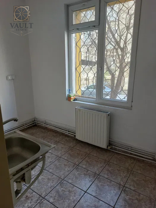 Apartament 2 camere Floreasca-Centrala Proprie-Boxa la Subsol 12mp