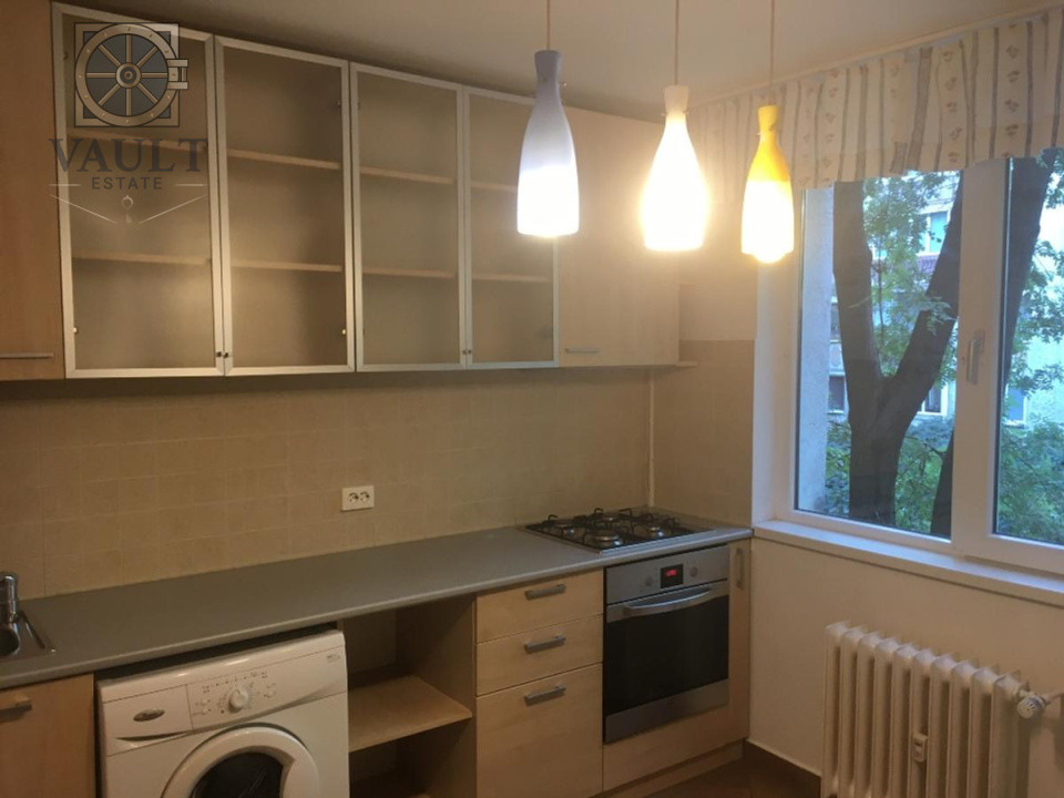 Apartament 4 camere Titan