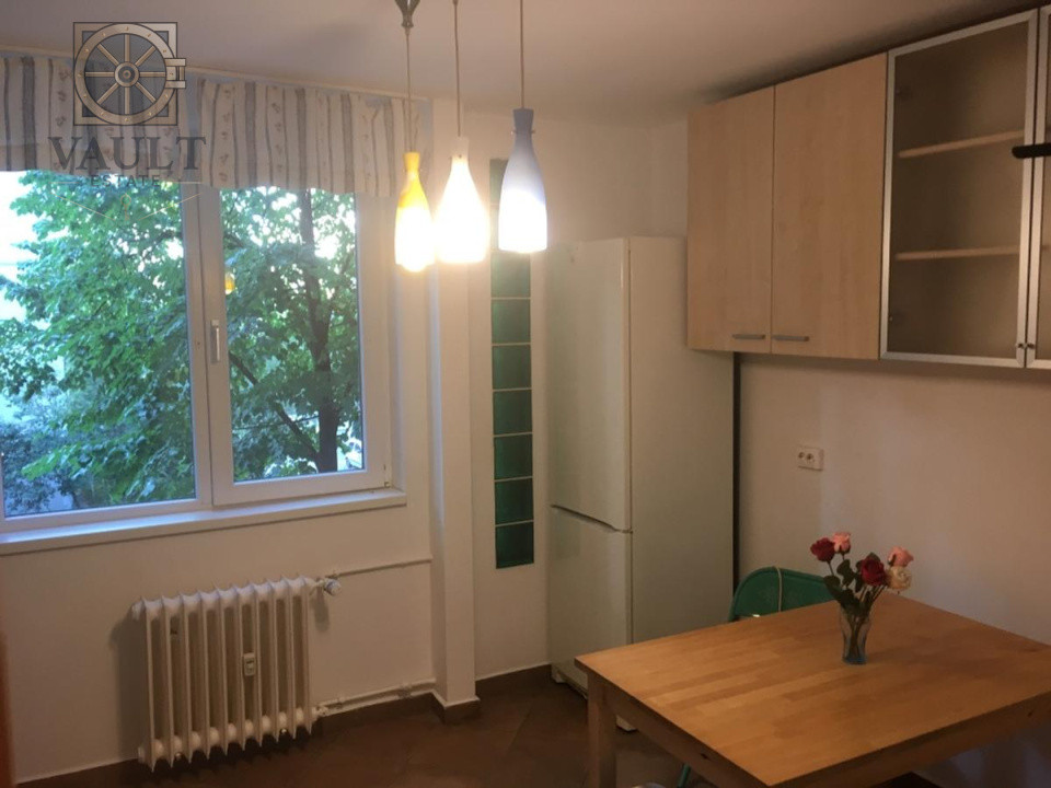 Apartament 4 camere Titan