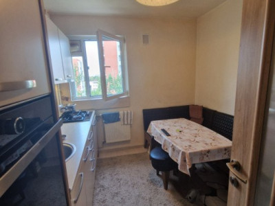 Apartament 3 camere - Baba Novac