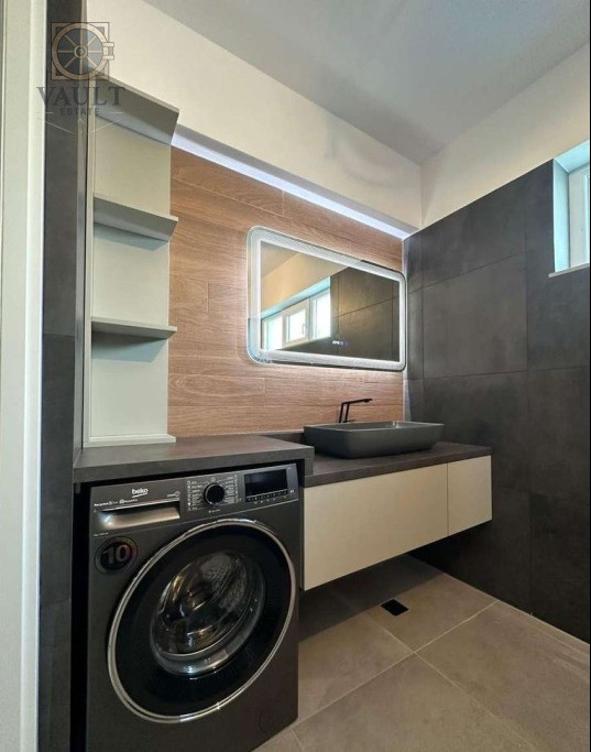 Apartament 3 camere - LA CHEIE - zona DRISTOR 