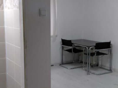 Garsoniera - 18 mp - Titan - 1 Decembrie 1918 