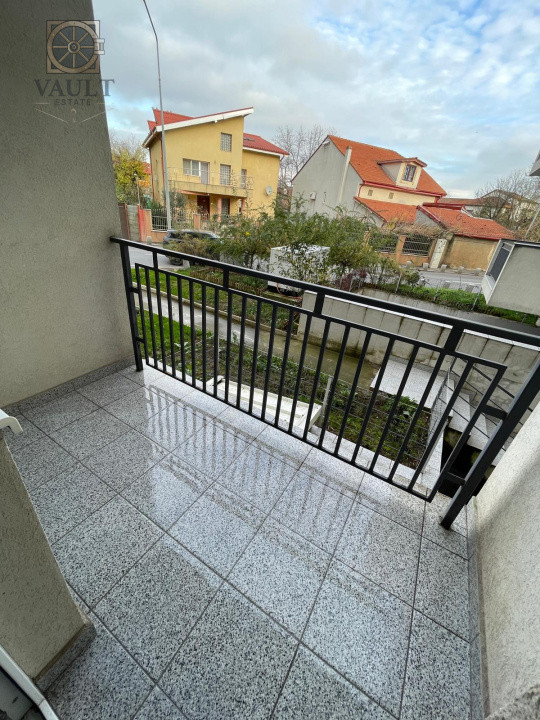 Apartament 3 camere- PARTER INALT -BALCON - zona METALURGIEI