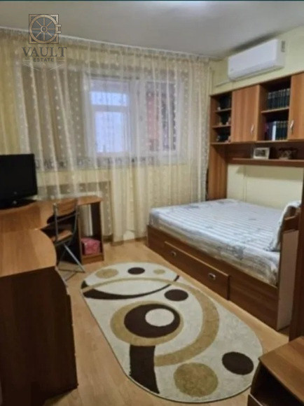 Apartament 3 camere - DECOMANDAT - zona BRANCOVEANU 