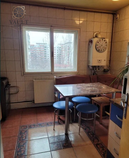 Apartament 3 camere - CENTRALA PROPRIE - zona SEBASTIAN 