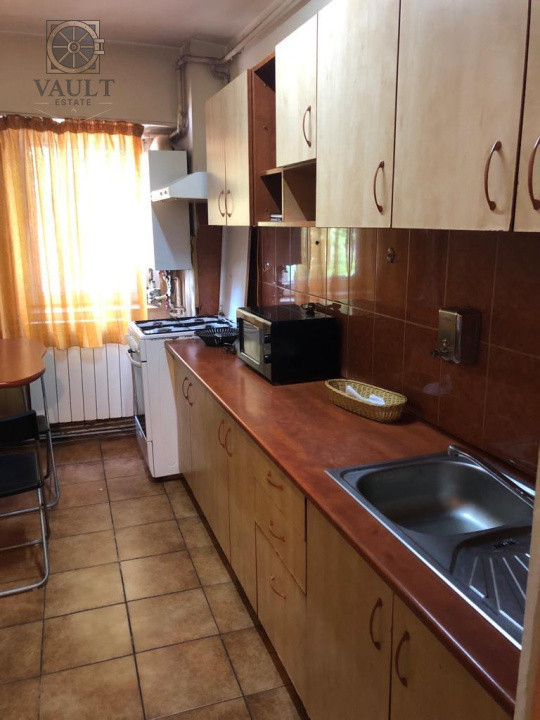 GARSONIERA-TRAFIC GREU-NASAUD-LIBERTY MALL-ETAJ 1/8-CENTRALA