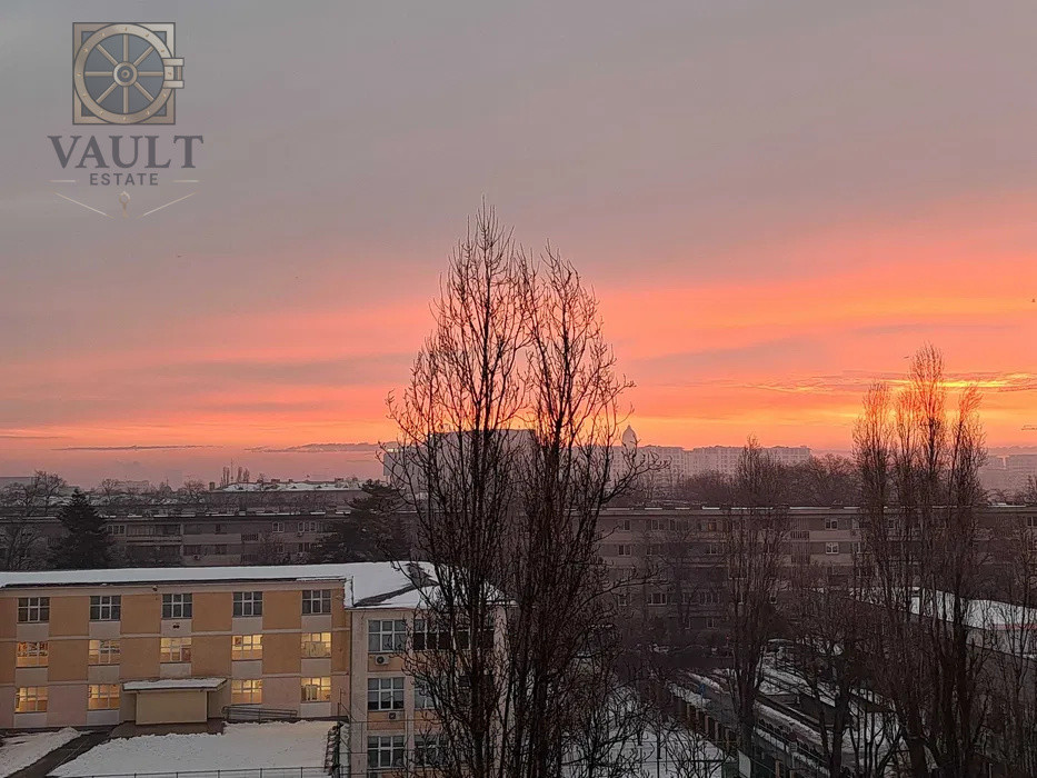 Apartament 3 camere Favorit-Metrou Favorit