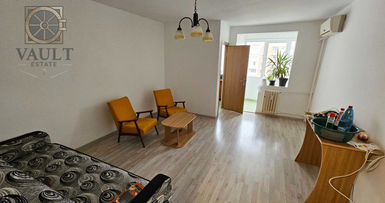 Garsoniera-Bloc Mixt-Metrou Titan