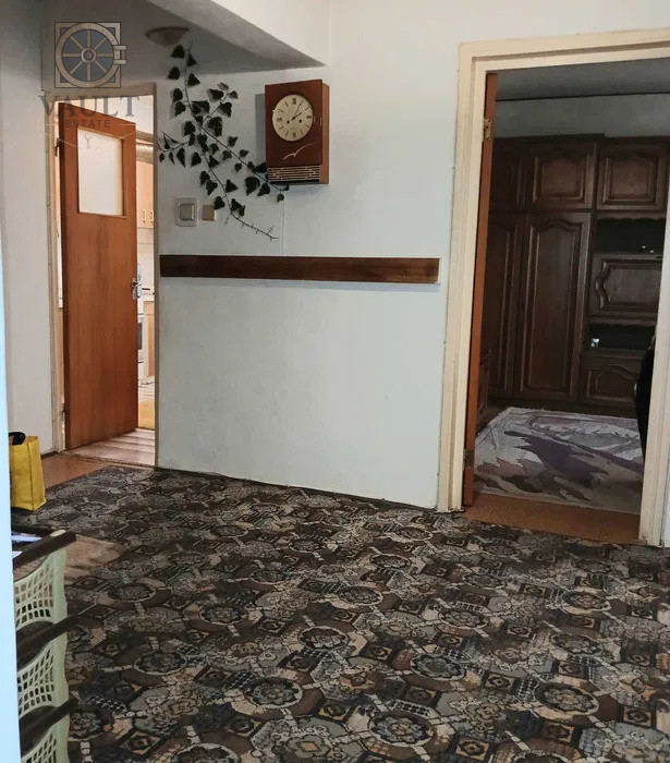 Apartament 3 camere Trapezului-Piata Trapezului-Centrala Proprie