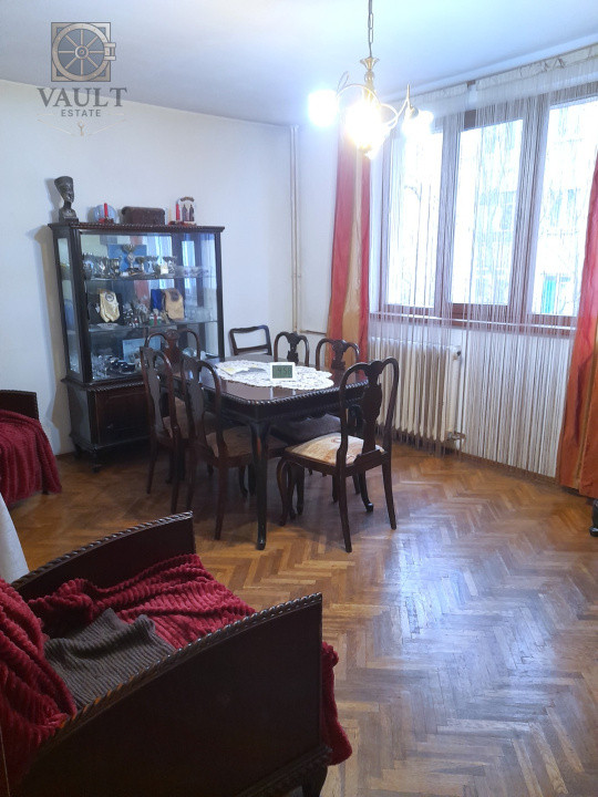 Apartament 4 camere - 96mp- 5 minute pana la metrou Romancierilor