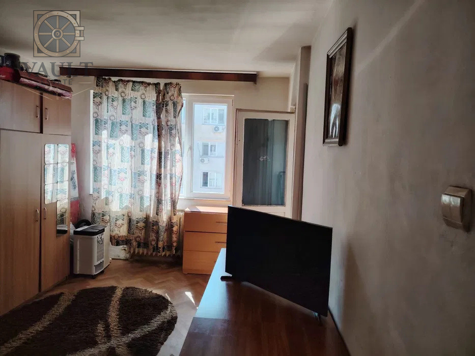 Apartament 3 camere -65mp-5 minute pana la metrou 1 Decembrie 1918 