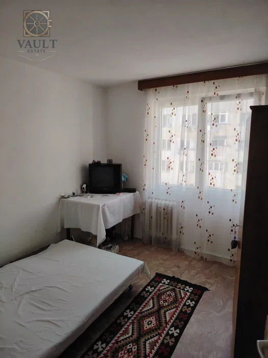 Apartament 3 camere -65mp-5 minute pana la metrou 1 Decembrie 1918 