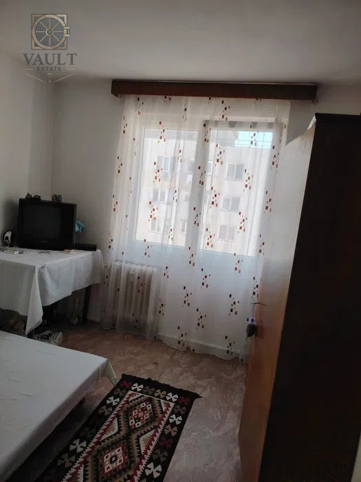 Apartament 3 camere -65mp-5 minute pana la metrou 1 Decembrie 1918 