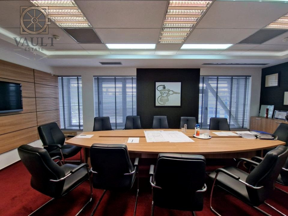 Spatiu Comercial/Firma birouri + depozit -P+2 Metalurgiei