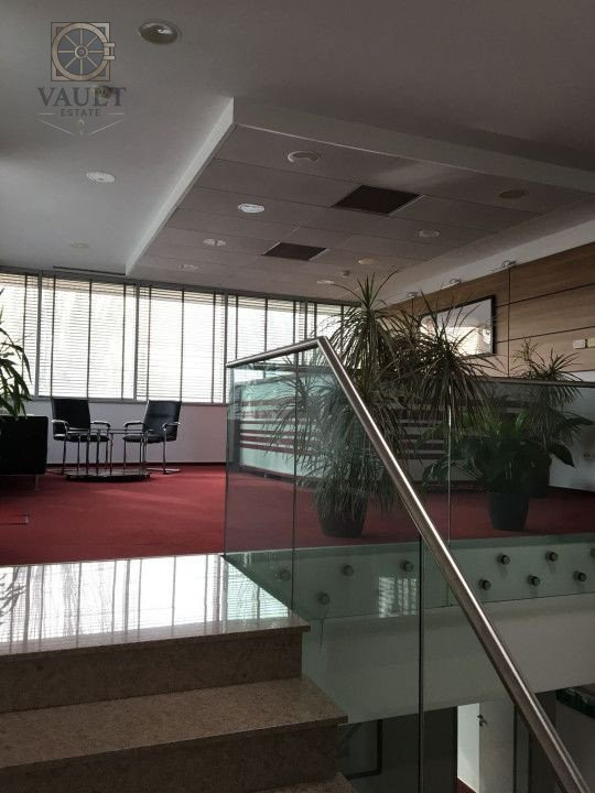 Spatiu Comercial/Firma birouri + depozit -P+2 Metalurgiei