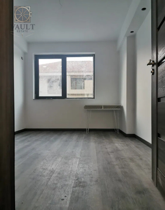 3 camere - Balcon - Terasa 86,4 mp  -Gradina 113 mp - Nicolae Grigorescu