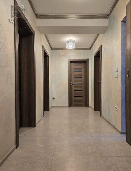 3 camere - Balcon - Terasa 86,4 mp  -Gradina 113 mp - Nicolae Grigorescu