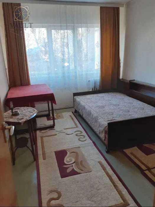 Apartament 3 camere - zona Gorjului