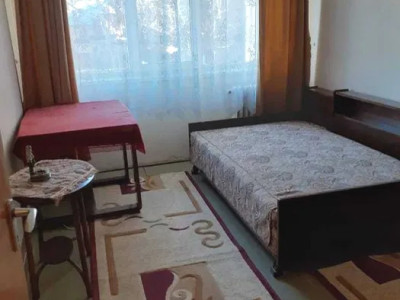 Apartament 3 camere - zona Gorjului