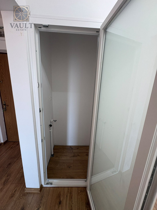 Apartament 2 camere decomandat -renovat in 2026 - Auchan Titan 