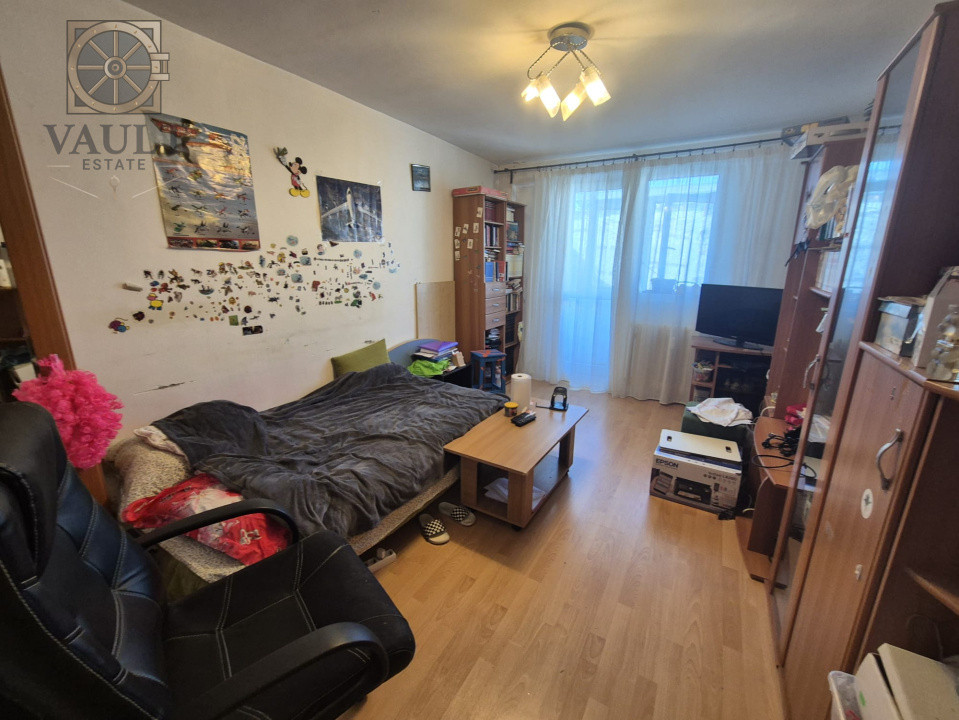 2 camere decomandat - Auchan Titan