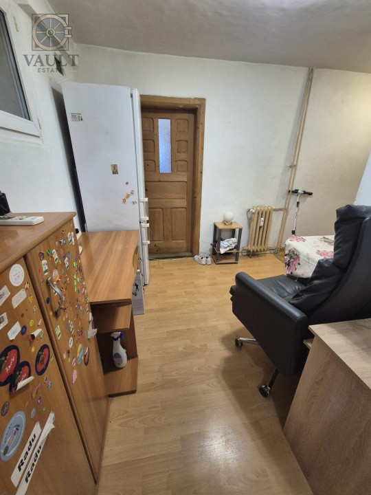 2 camere decomandat - Auchan Titan