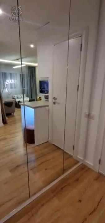 Garsoniera - 42 mp - imobil 1989 - zona Nerva Traian