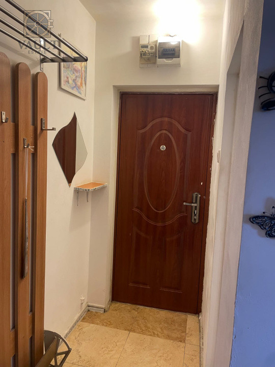 Garsoniera - zona Titan