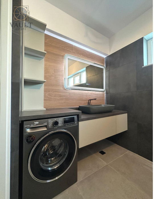 APARTAMENT 2 CAMERE-2 TERASE-LOC DE PARCARE -DRISTOR    