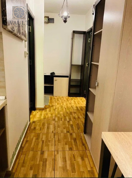 Garsoniera 37 mp - etaj 1/4 - 7 minute metrou Crangasi