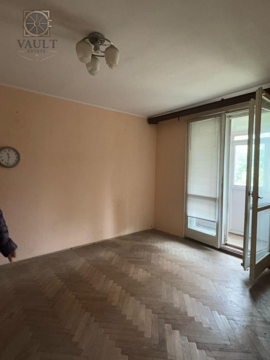 Apartament 2 camere - bloc reabilitat - metrou Costin Georgian