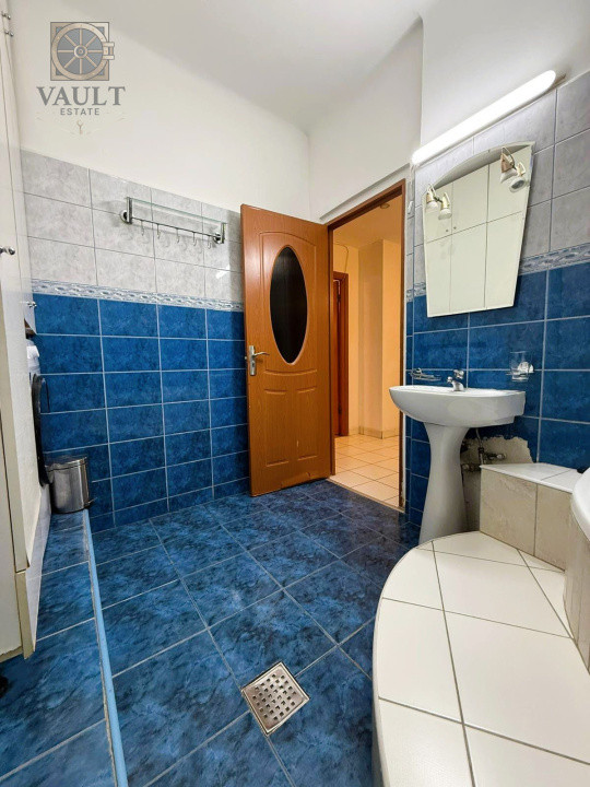 Apartament 3 camere - Piata Romana - Risc seismic 1