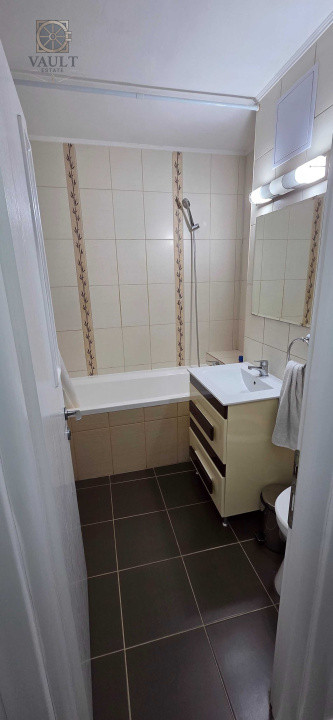 Apartament 4 camere - Politehnica - zona Lujerului
