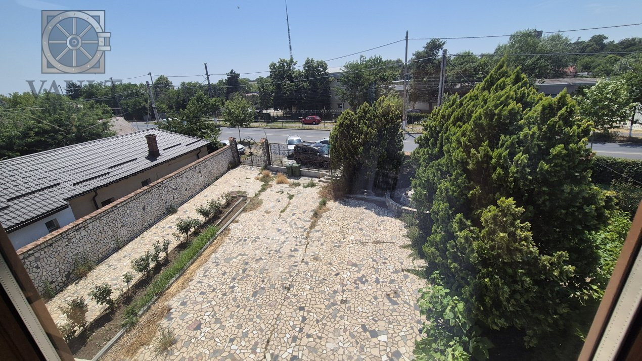 Vilă spațioasă în Buftea-Locație centrală, vizibilă și ușor accesibilă