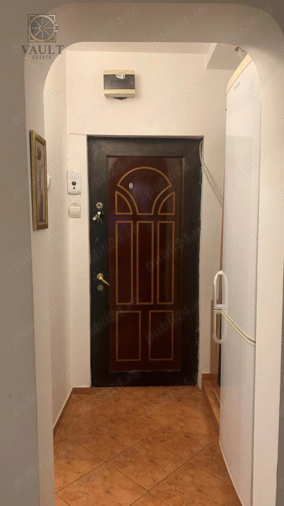 Garsoniera - 7  minute metrou Costin Georgian