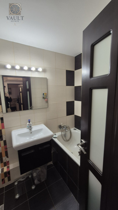 Garsoniera - 40 mp - 5 minute metrou Brancoveanu