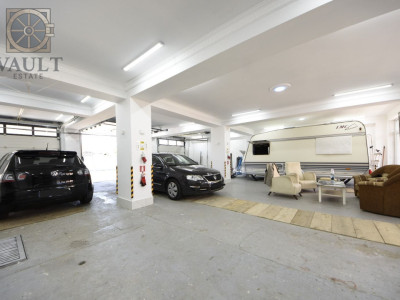 Spatiu pentru activități lucrative - 300 mp - Straulesti