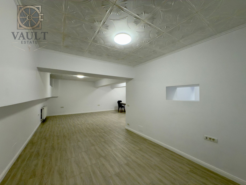 Garsoniera - zona Moșilor