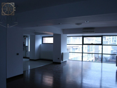 Spatiu Birou - Pretabil Birou IT - Cabinet avocatură - UNIRII