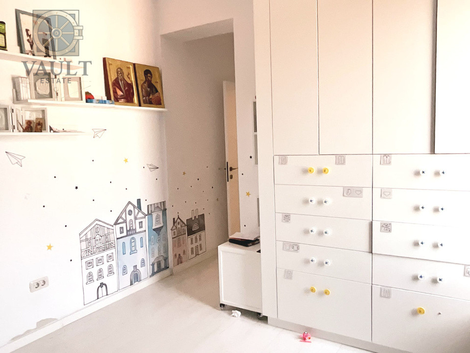 Apartament 4 camere - LUX - zona LACUL TEI