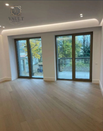 Apartaement 2 camere - LOC DE PARCARE INCLUS- CORTINA 126