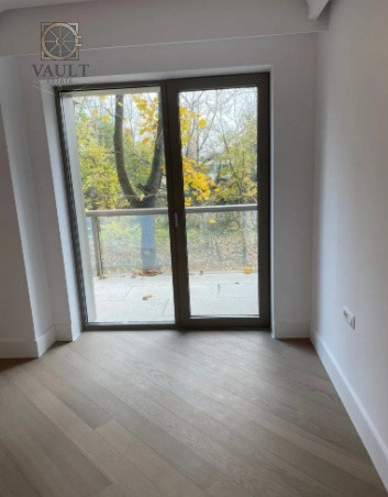 Apartaement 2 camere - LOC DE PARCARE INCLUS- CORTINA 126