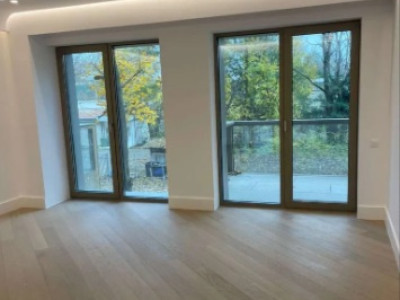 Apartaement 2 camere - LOC DE PARCARE INCLUS- CORTINA 126