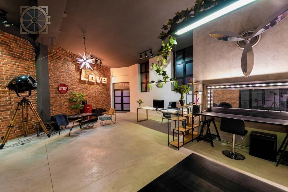 SPATIU - OPEN SPACE - ULTRACENTRAL